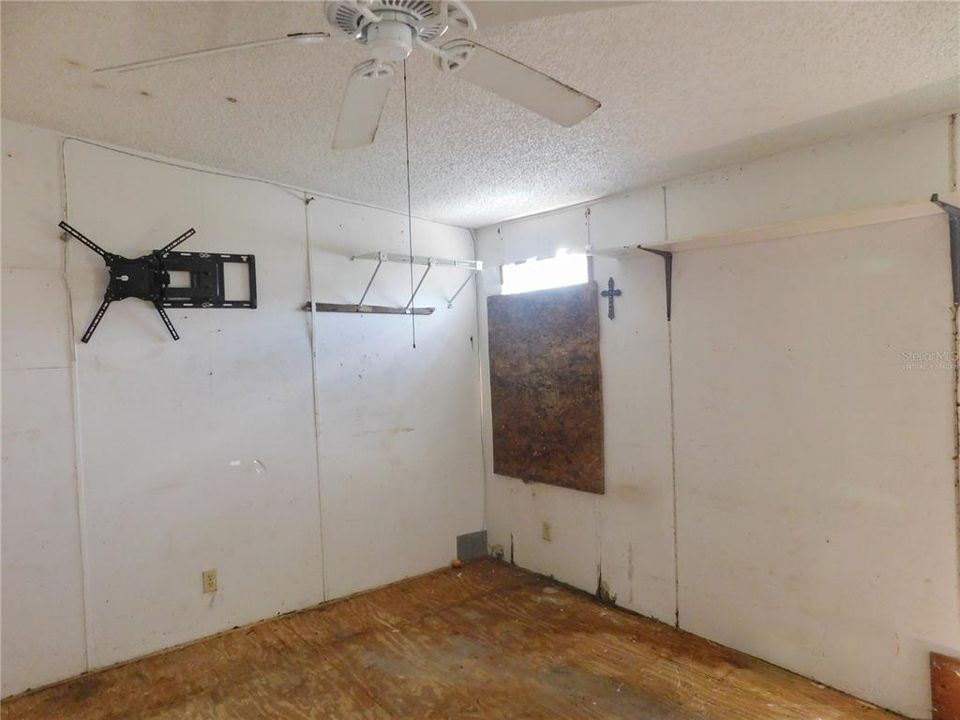 For Sale: $89,900 (2 beds, 2 baths, 1680 Square Feet)