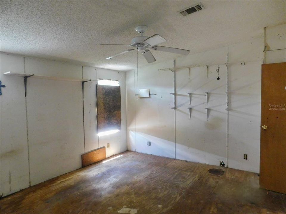 For Sale: $89,900 (2 beds, 2 baths, 1680 Square Feet)