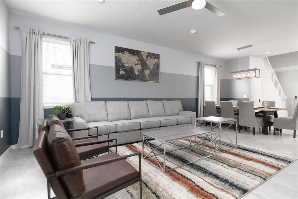 出租: $3,580 (7 贝兹, 5 浴室, 3281 平方英尺)