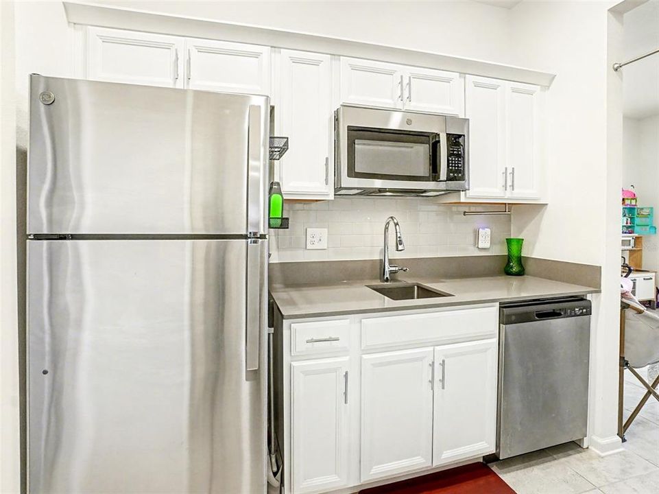 На продажу: $420,000 (4 спален, 3 ванн, 2110 Квадратных фут)