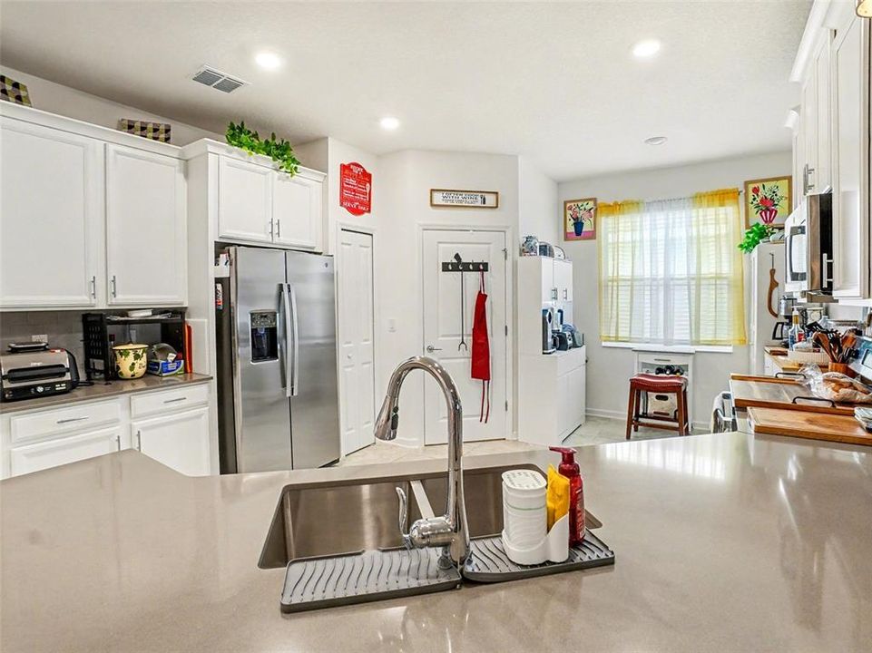 На продажу: $420,000 (4 спален, 3 ванн, 2110 Квадратных фут)