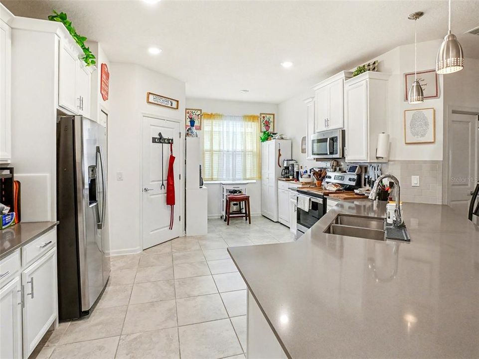 На продажу: $420,000 (4 спален, 3 ванн, 2110 Квадратных фут)