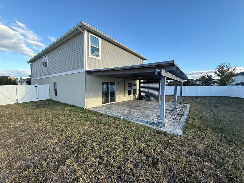 For Sale: $415,000 (5 beds, 3 baths, 2479 Square Feet)