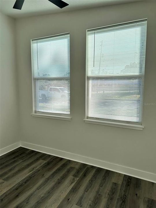 For Rent: $1,500 (1 beds, 1 baths, 450 Square Feet)