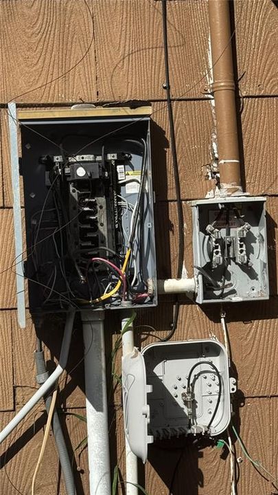 For Sale: $97,000 (3 beds, 1 baths, 1124 Square Feet)