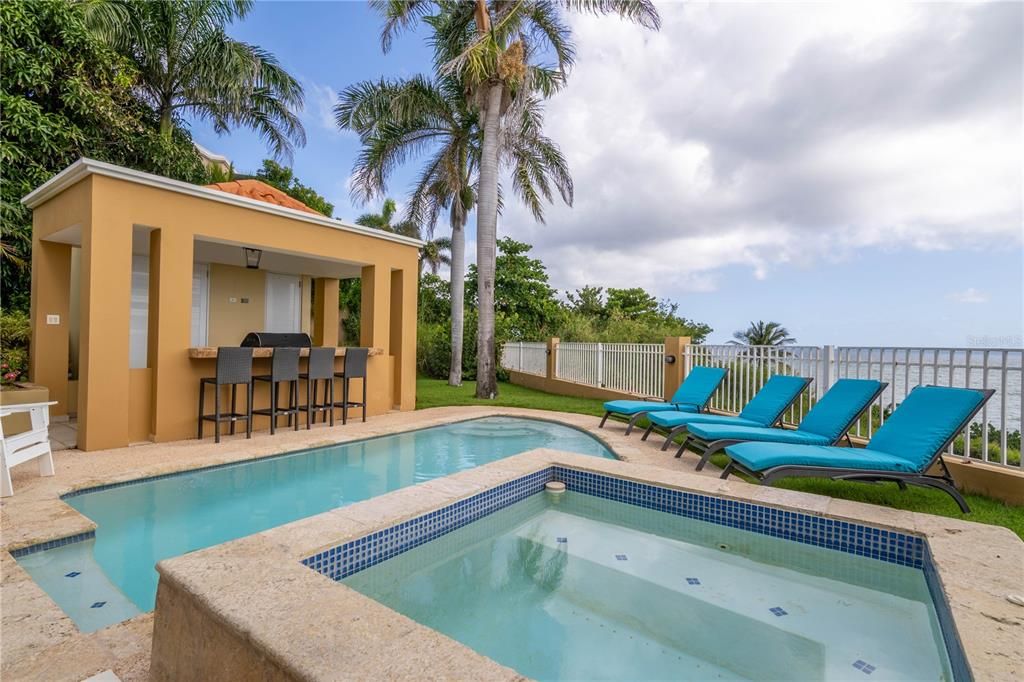 En Venta: $3,999,000 (6 camas, 6 baños, 4674 Pies cuadrados)