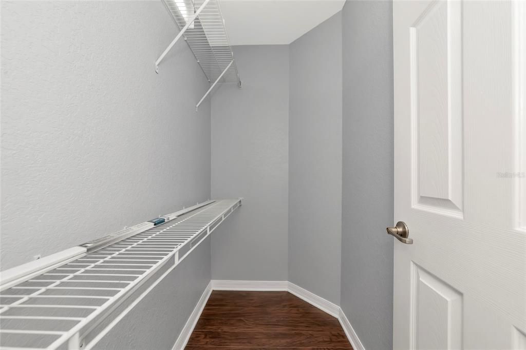 En Venta: $415,000 (4 camas, 2 baños, 2253 Pies cuadrados)