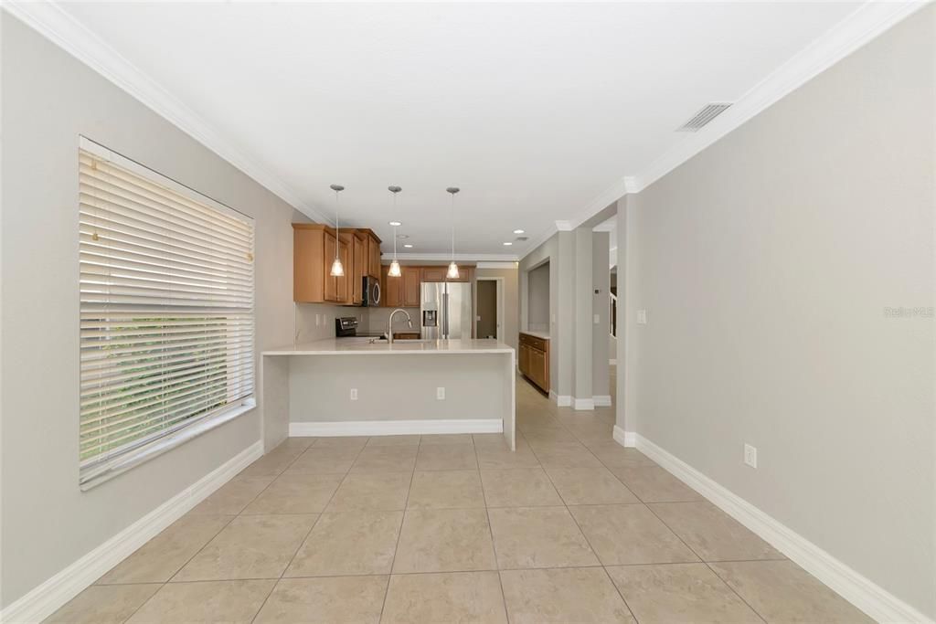 En Venta: $415,000 (4 camas, 2 baños, 2253 Pies cuadrados)