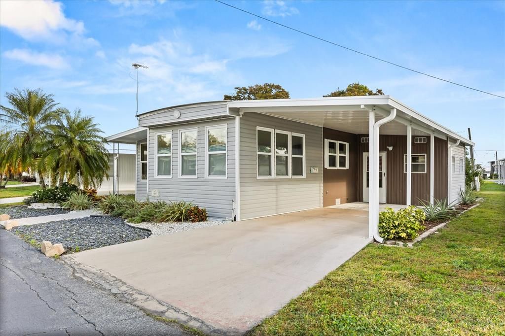 待售: $165,000 (2 贝兹, 2 浴室, 624 平方英尺)