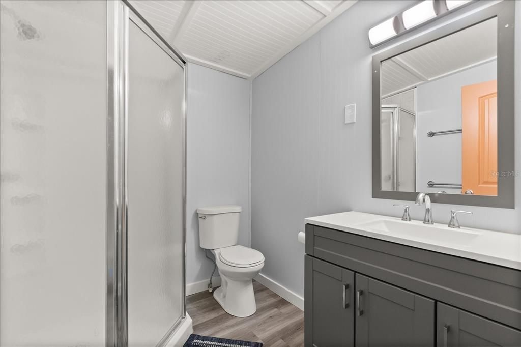 待售: $165,000 (2 贝兹, 2 浴室, 624 平方英尺)