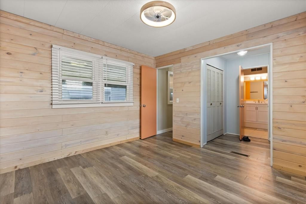 待售: $165,000 (2 贝兹, 2 浴室, 624 平方英尺)