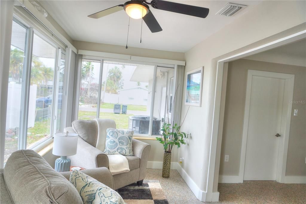 出租: $3,500 (2 贝兹, 2 浴室, 1108 平方英尺)