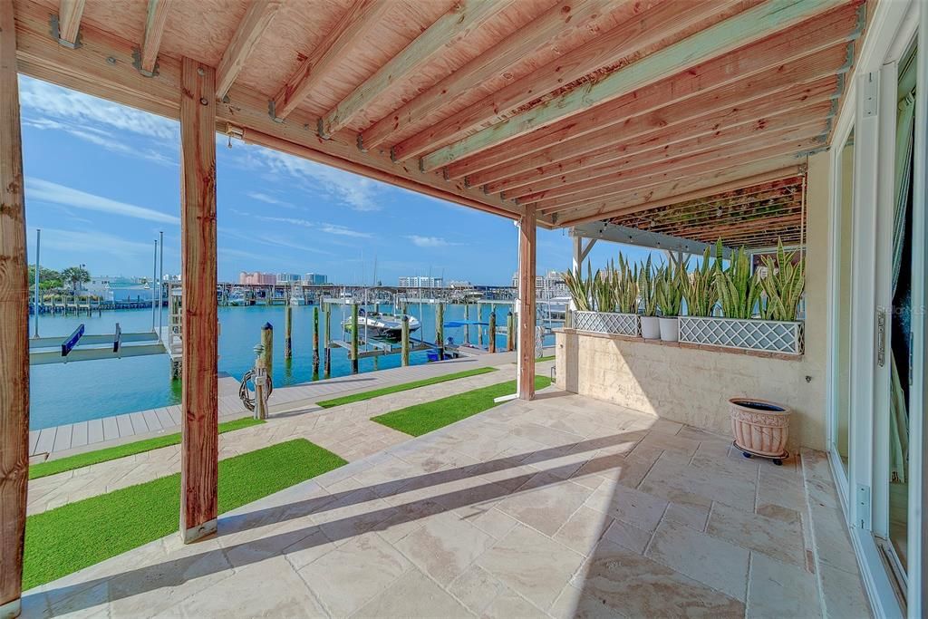 На продажу: $475,000 (2 спален, 2 ванн, 784 Квадратных фут)