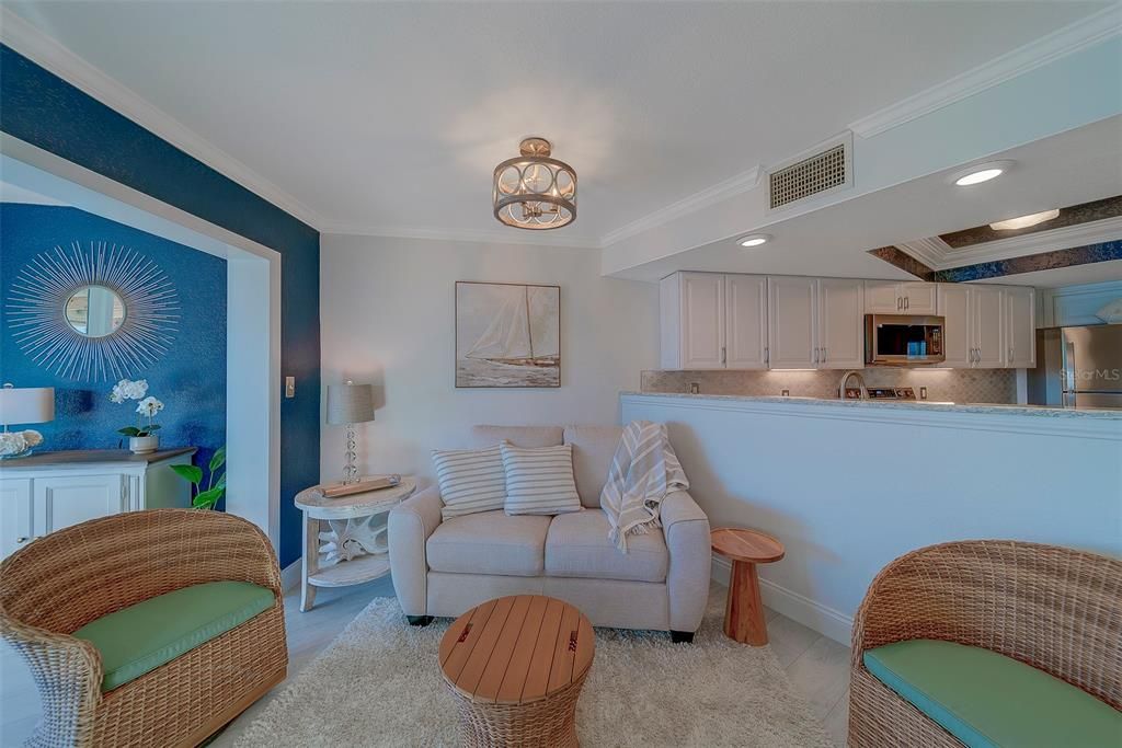 На продажу: $475,000 (2 спален, 2 ванн, 784 Квадратных фут)