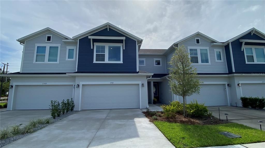 В аренду: $2,400 (3 спален, 2 ванн, 1941 Квадратных фут)