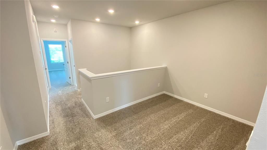 В аренду: $2,400 (3 спален, 2 ванн, 1941 Квадратных фут)