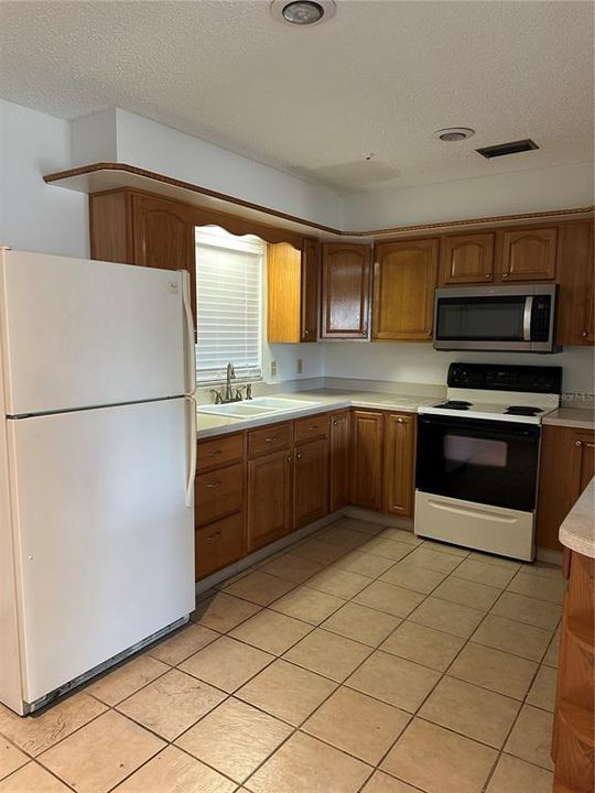 En Venta: $225,000 (3 camas, 1 baños, 1231 Pies cuadrados)