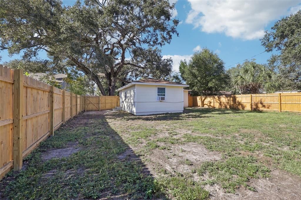For Sale: $299,900 (3 beds, 1 baths, 1346 Square Feet)