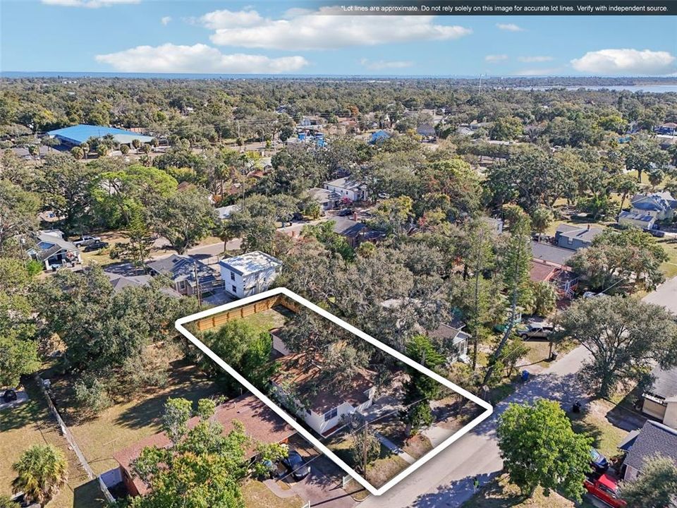 For Sale: $299,900 (3 beds, 1 baths, 1346 Square Feet)