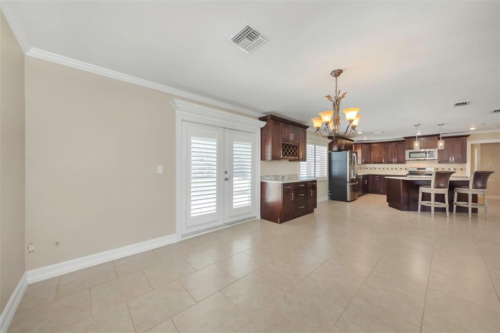 For Sale: $549,999 (3 beds, 2 baths, 1680 Square Feet)