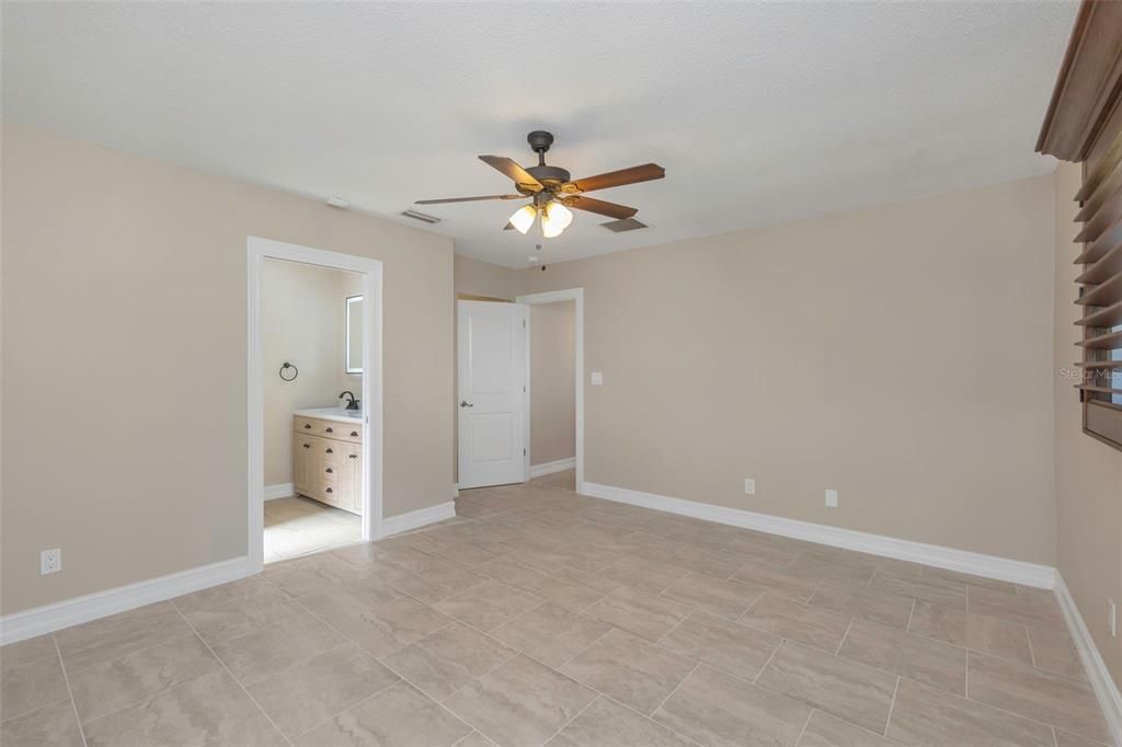 For Sale: $549,999 (3 beds, 2 baths, 1680 Square Feet)