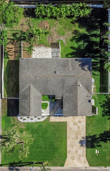 For Sale: $549,999 (3 beds, 2 baths, 1680 Square Feet)