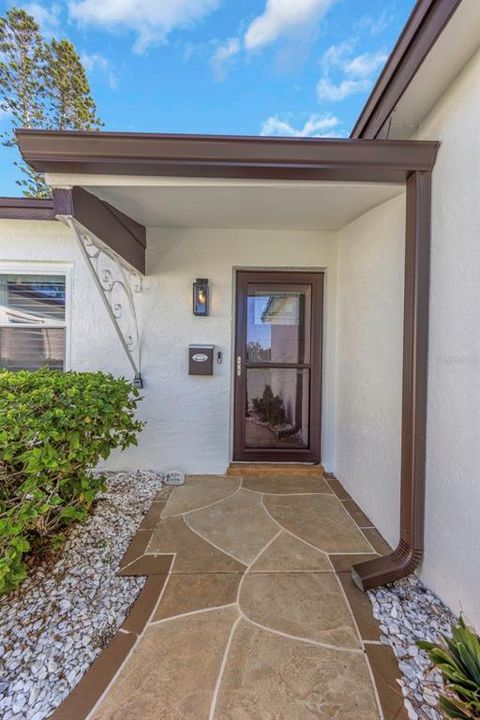 For Sale: $549,999 (3 beds, 2 baths, 1680 Square Feet)