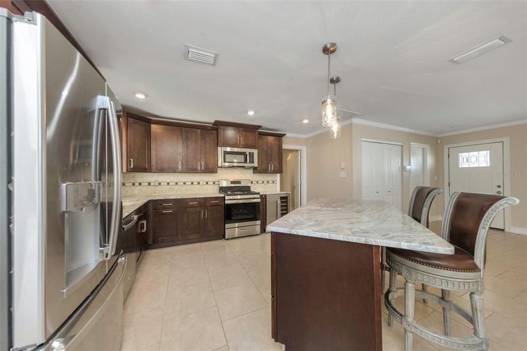 For Sale: $549,999 (3 beds, 2 baths, 1680 Square Feet)