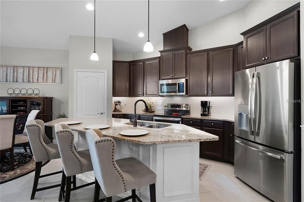 En Renta: $2,700 (3 camas, 2 baños, 1759 Pies cuadrados)