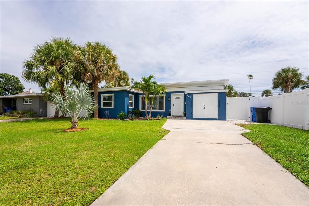 出租: $2,800 (3 贝兹, 1 浴室, 868 平方英尺)