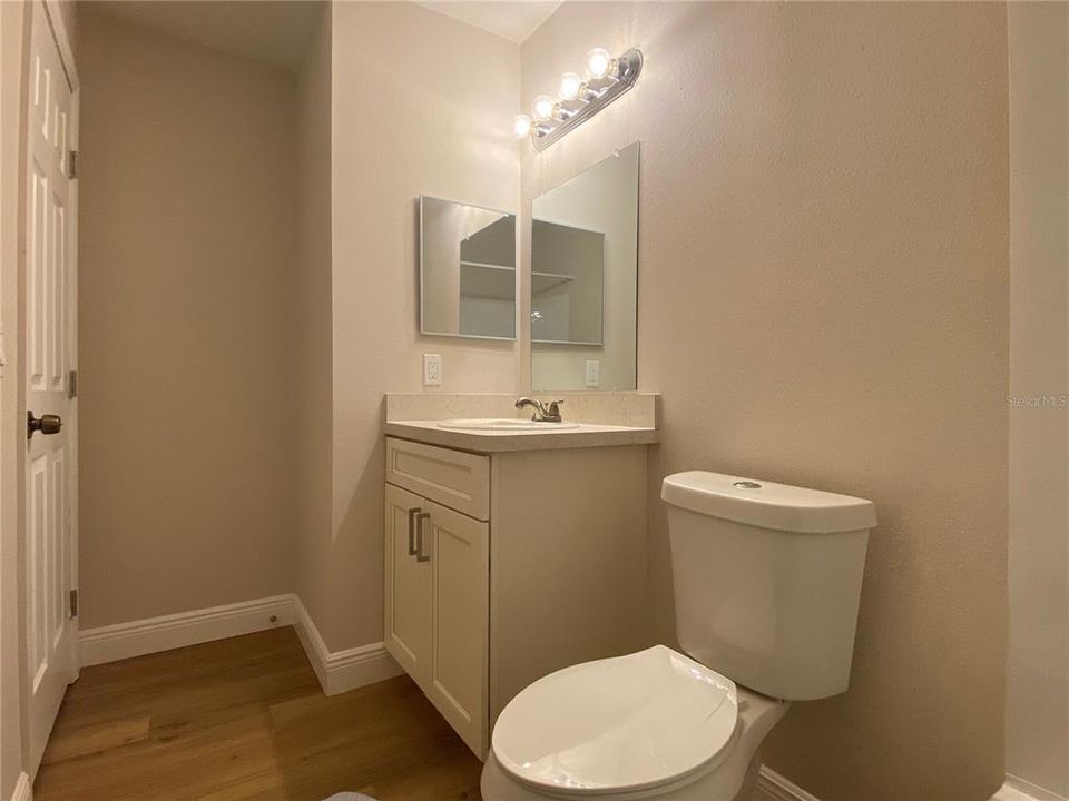 出租: $1,550 (2 贝兹, 2 浴室, 840 平方英尺)