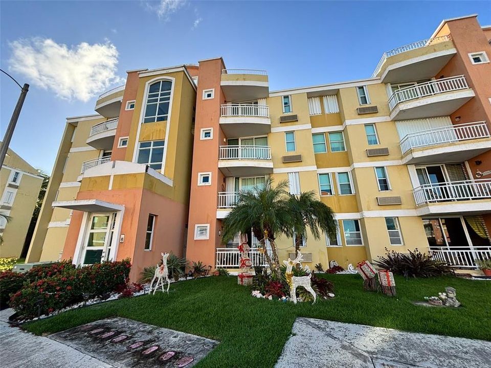 待售: $295,000 (3 贝兹, 2 浴室, 1218 平方英尺)