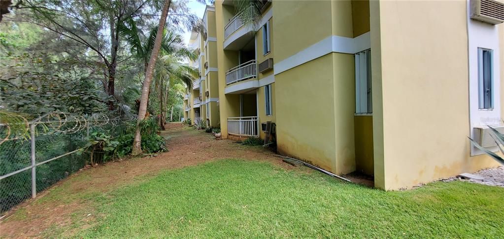 待售: $295,000 (3 贝兹, 2 浴室, 1218 平方英尺)