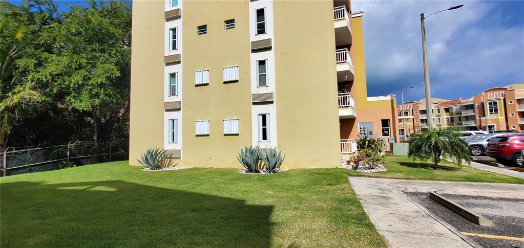 待售: $295,000 (3 贝兹, 2 浴室, 1218 平方英尺)