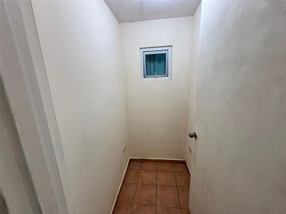 待售: $295,000 (3 贝兹, 2 浴室, 1218 平方英尺)