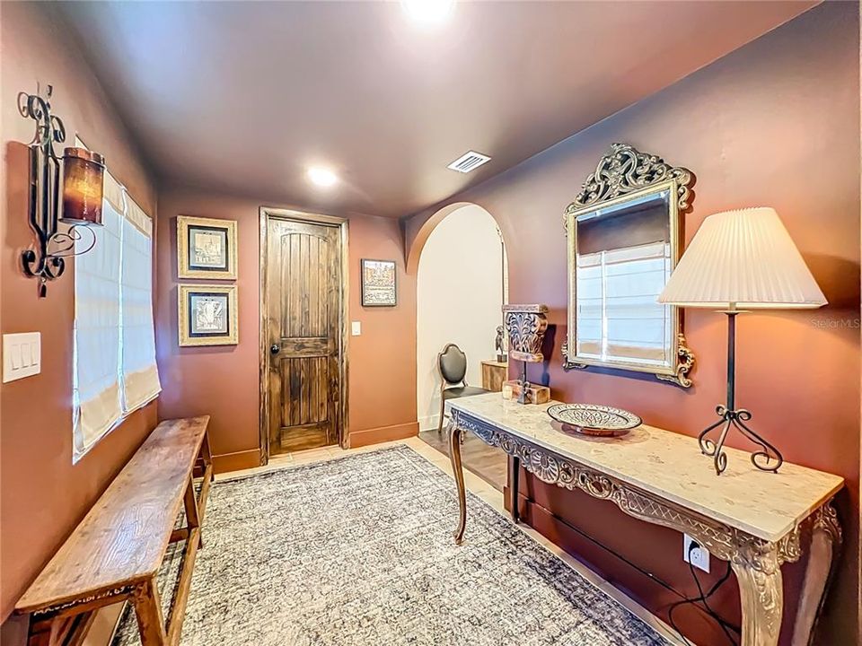 For Sale: $589,000 (3 beds, 3 baths, 1646 Square Feet)