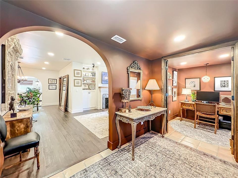 For Sale: $589,000 (3 beds, 3 baths, 1646 Square Feet)