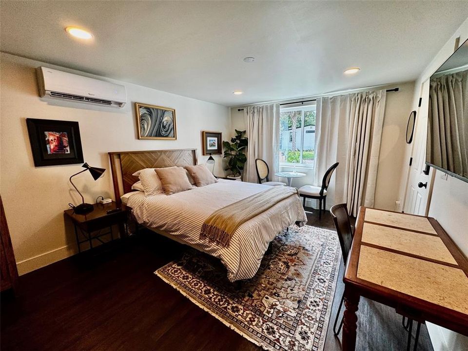 For Sale: $589,000 (3 beds, 3 baths, 1646 Square Feet)