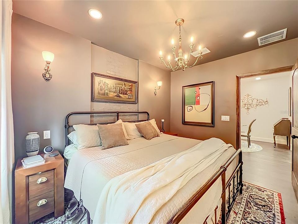 For Sale: $589,000 (3 beds, 3 baths, 1646 Square Feet)