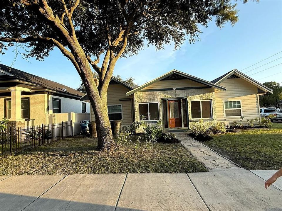 For Sale: $475,000 (0 beds, 0 baths, 1632 Square Feet)