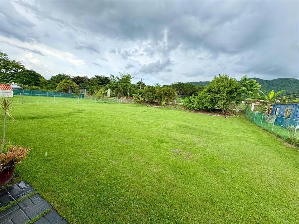 For Sale: $545,000 (4 beds, 4 baths, 2890 Square Feet)