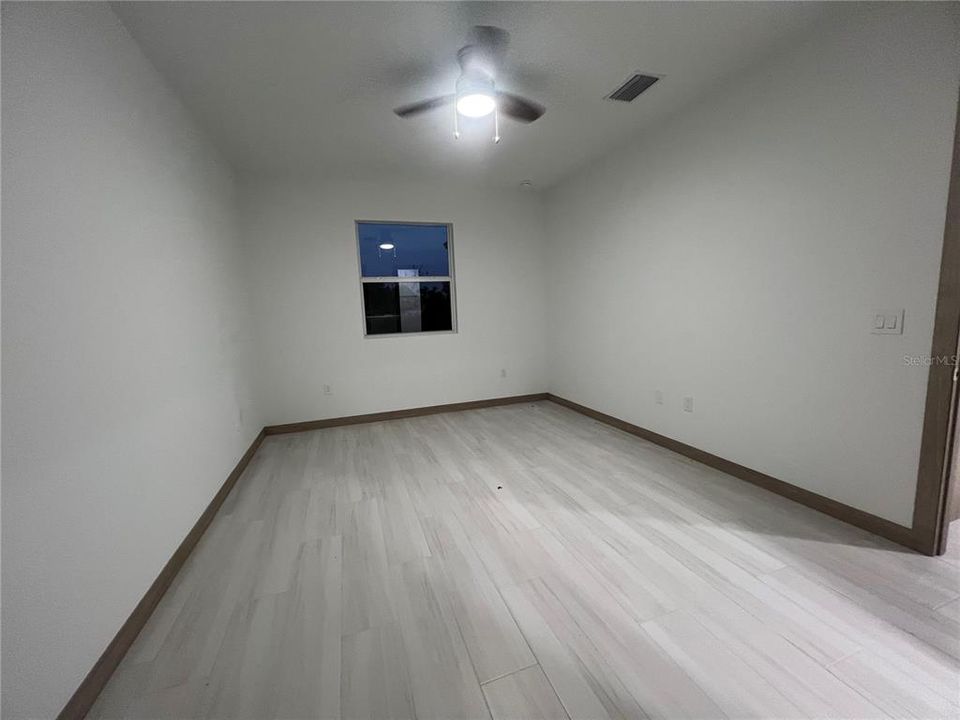 For Rent: $2,300 (3 beds, 2 baths, 1496 Square Feet)