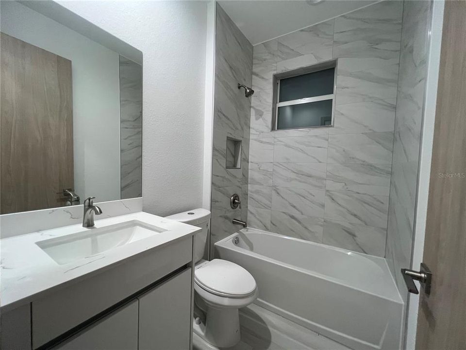 For Rent: $2,300 (3 beds, 2 baths, 1496 Square Feet)