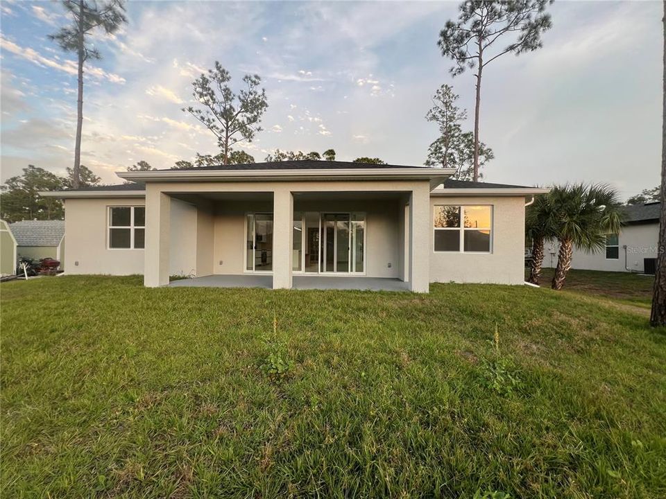 For Rent: $2,300 (3 beds, 2 baths, 1496 Square Feet)