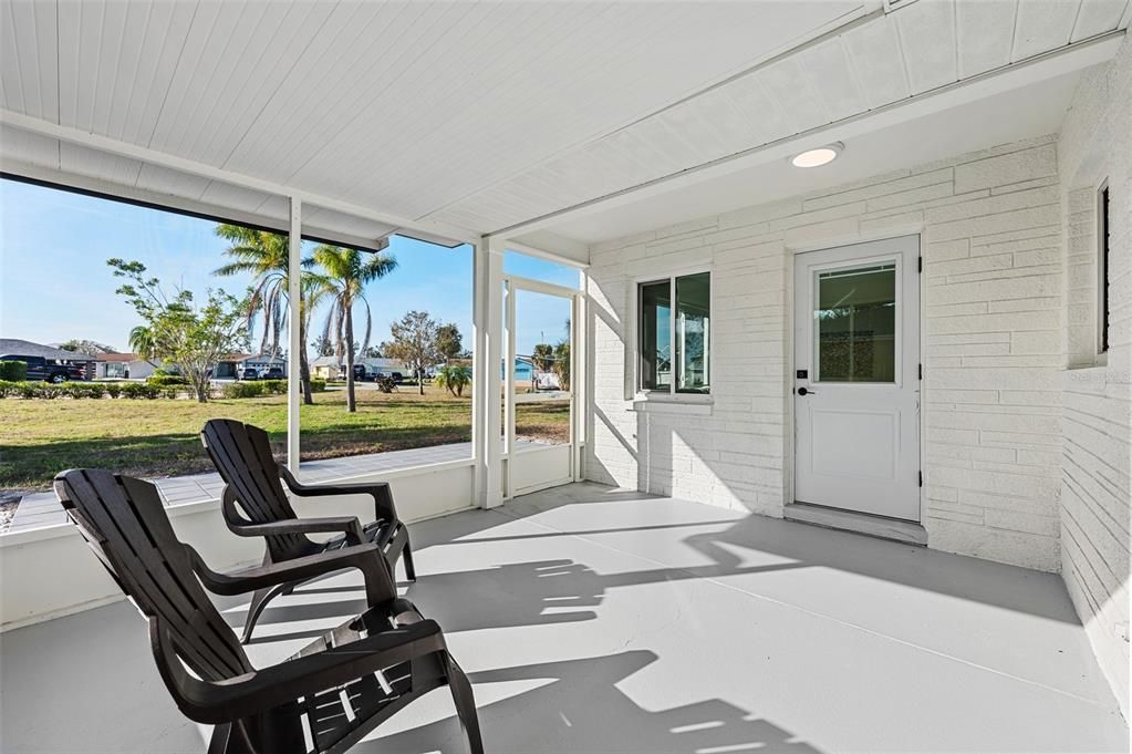 For Rent: $2,900 (3 beds, 3 baths, 1582 Square Feet)