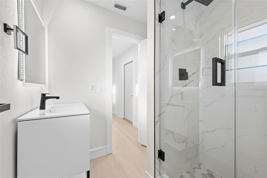 For Rent: $2,900 (3 beds, 3 baths, 1582 Square Feet)