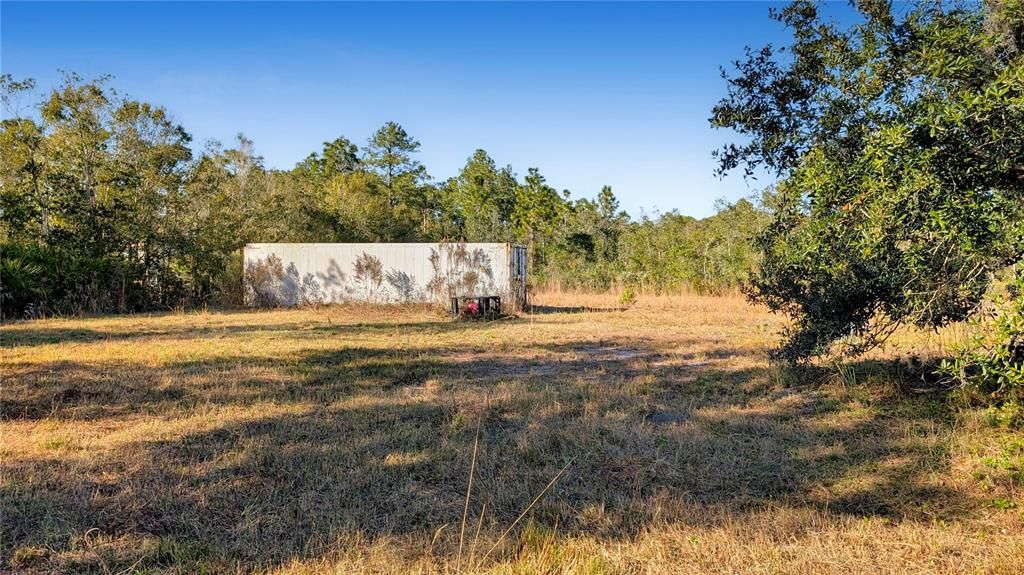 На продажу: $197,500 (9.11 acres)