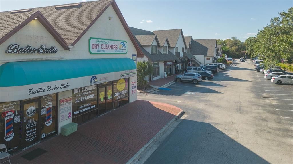 For Sale: $949,900 (4 beds, 2 baths, 2550 Square Feet)