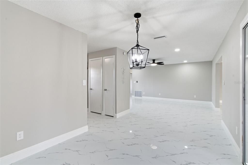 En Venta: $290,000 (3 camas, 2 baños, 1488 Pies cuadrados)