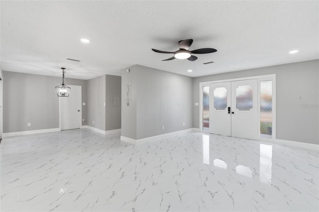 En Venta: $290,000 (3 camas, 2 baños, 1488 Pies cuadrados)